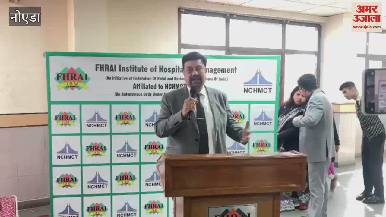 A mini-marathon was organized on the theme of 'Developed Hospitality for a Developed India'