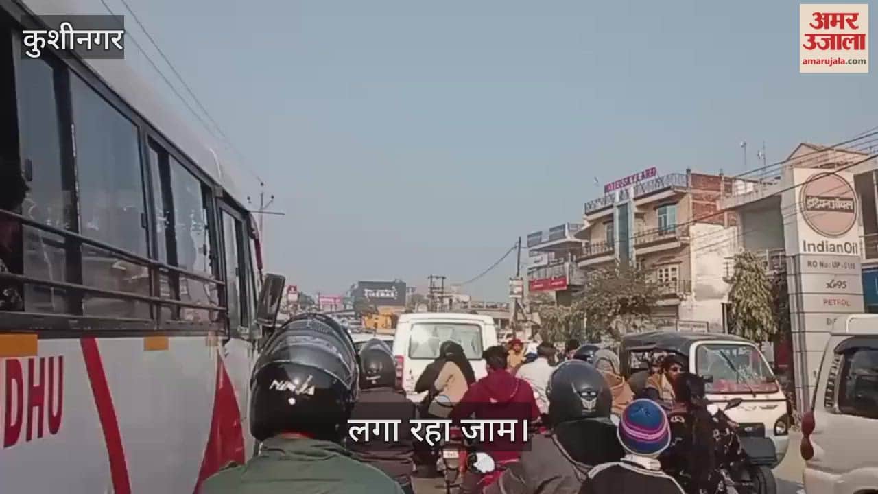 Monday's traffic jam... long queue of vehicles from Cantonment to Subhash Chowk