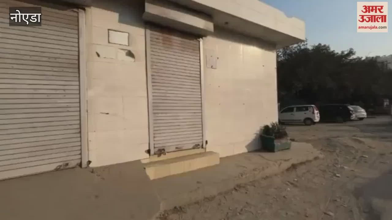 condition of community toilets in Noida is pathetic
