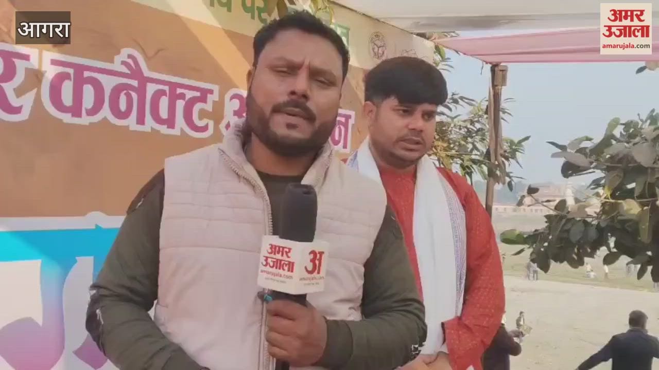 kite festival was organized on banks of the Yamuna River in Agra