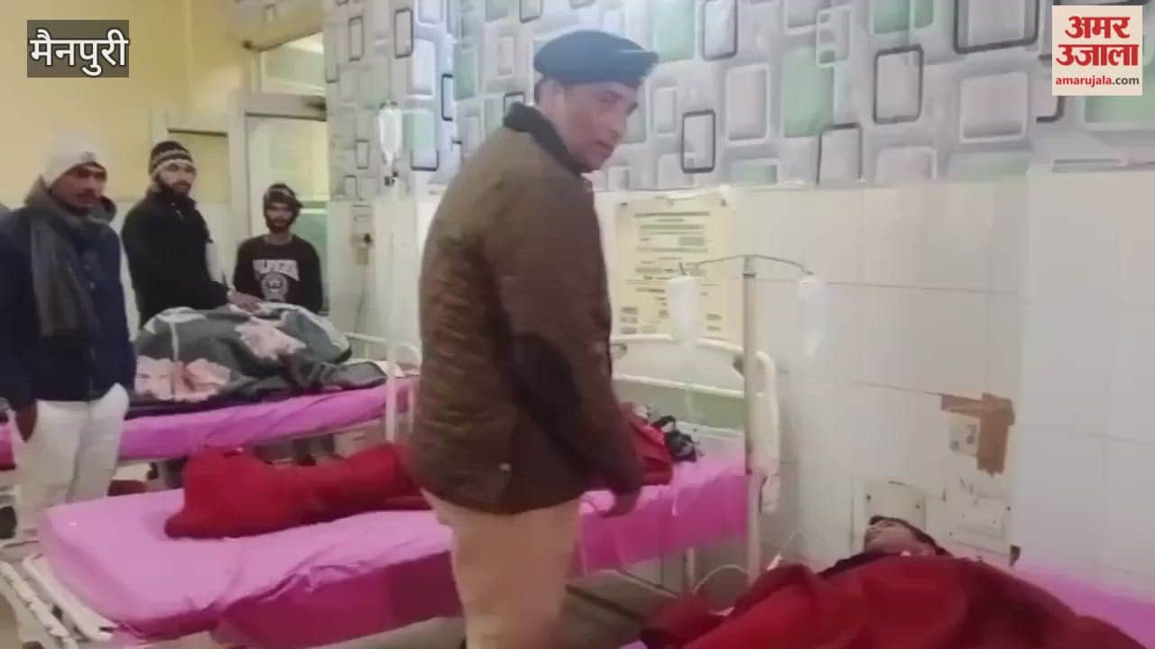 school van overturned after being hit by truck in Mainpuri