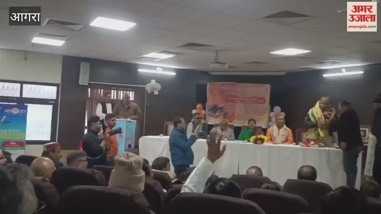 doctor will travel from Ayodhya to Sri Lanka on a motorcycle