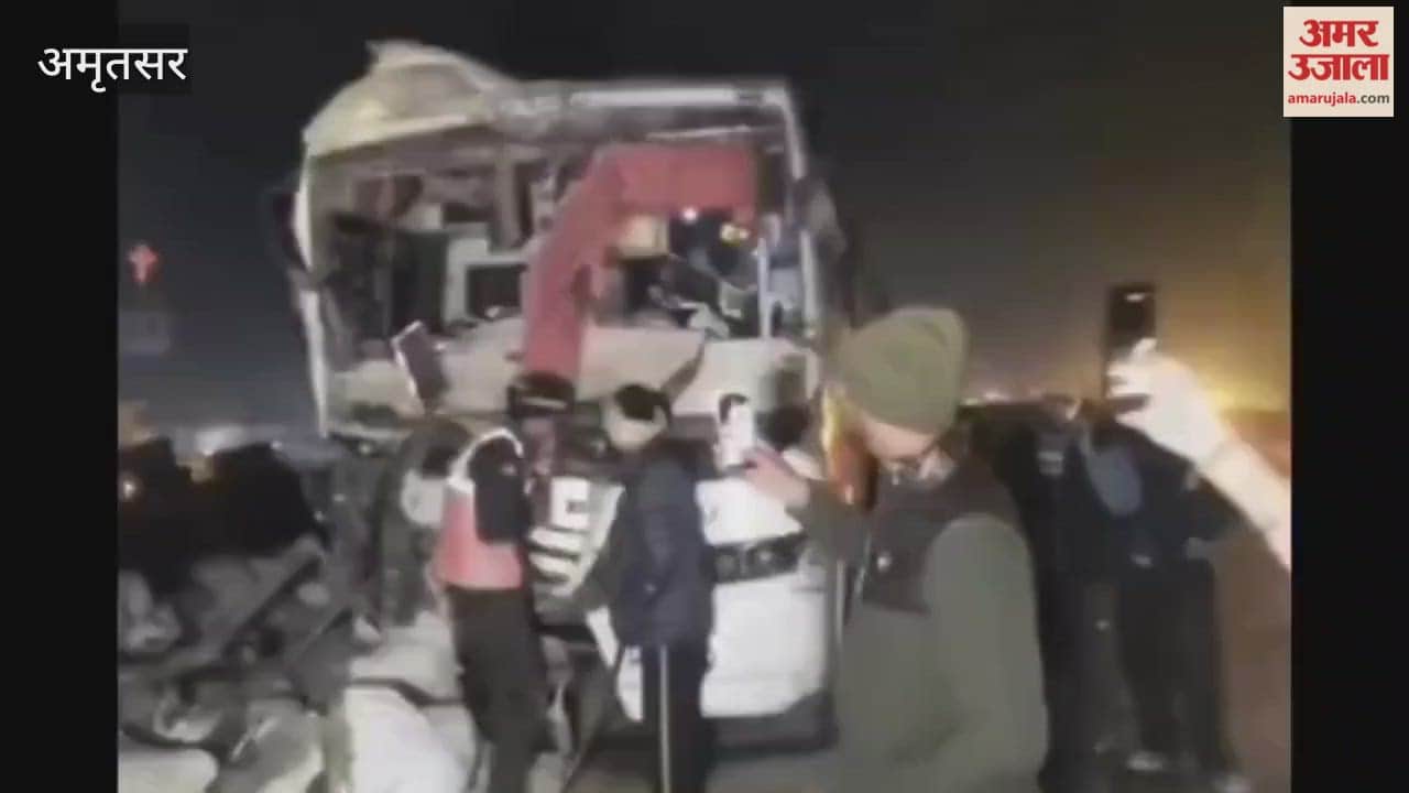 A bus and a tractor collided on Amritsar-Batala road