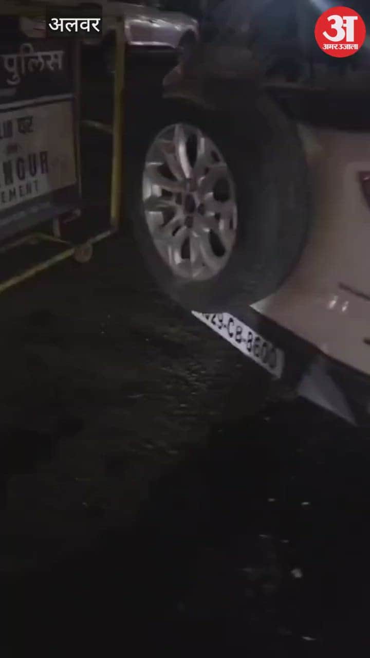 Alwar News: Two cars collide violently near Sixth Mile, one dead.