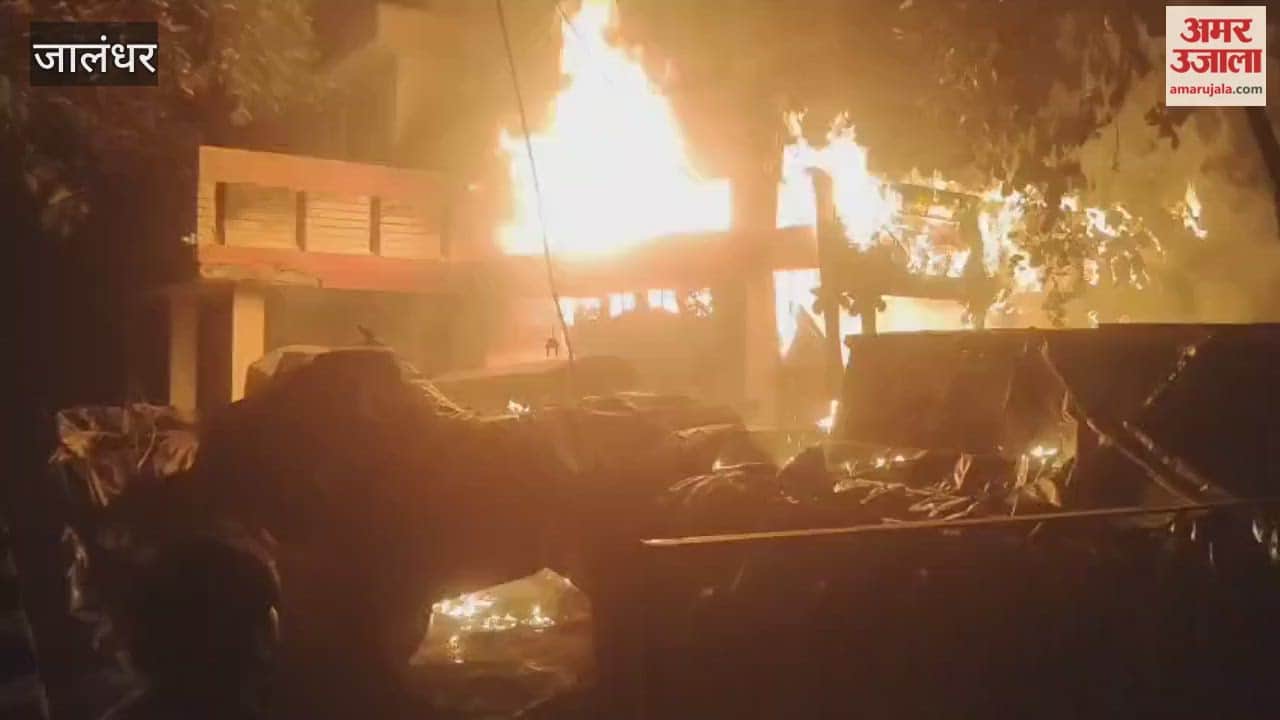 A fire broke out due to a short circuit in Thind Enclave, Jalandhar, but a major tragedy was averted.