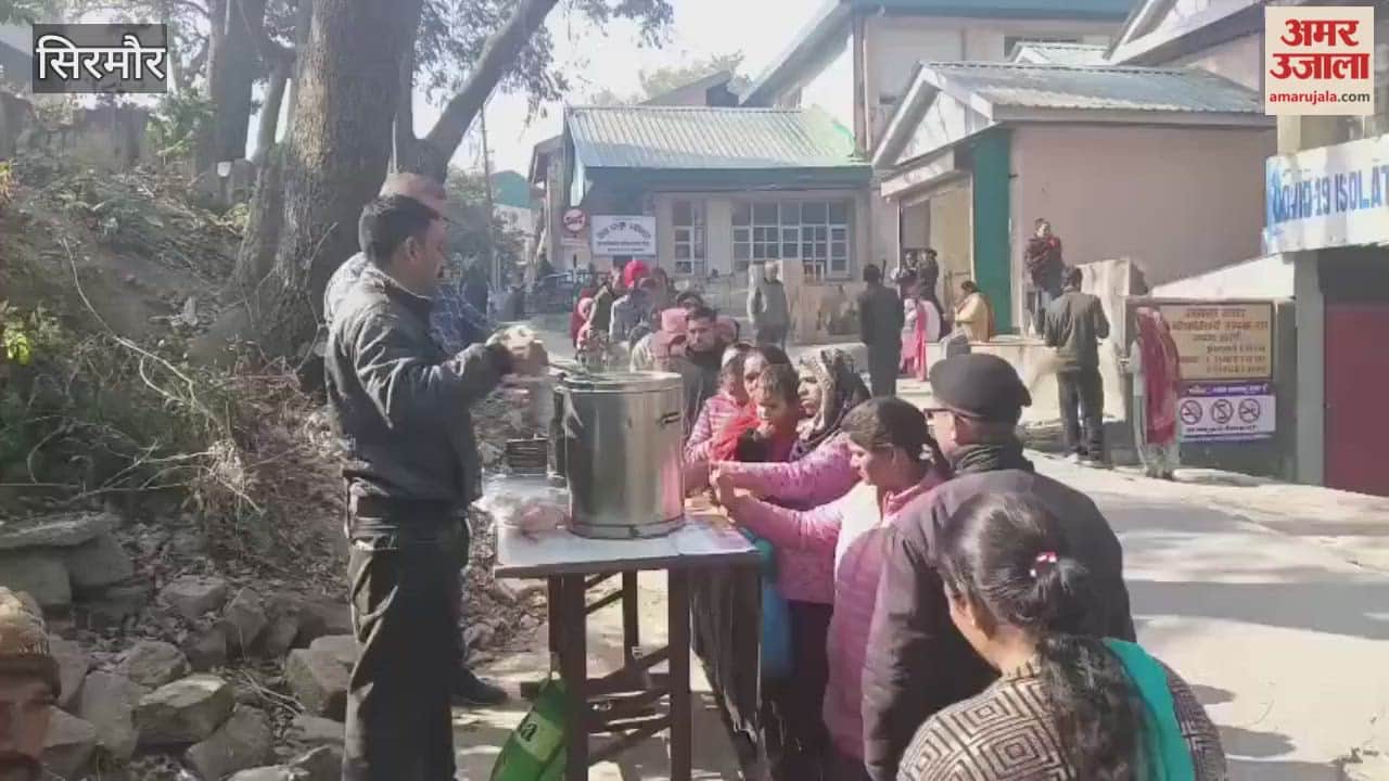 Sirmour Kadi-rice was distributed as prasad near the medical college