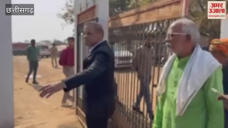 'धान घोटाले की हो सीबीआई जांच': खरीदी केंद्र में सात करोड़ का धान खाने वाले चूहे को ढूंढ़ने पहुंचे अमित जोगी, देखें वीडियो