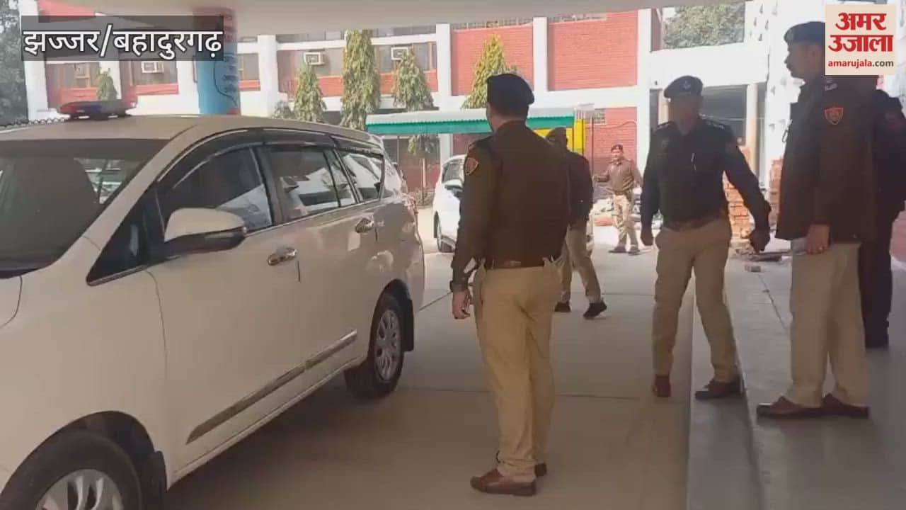 Rohtak IG and SP reached Jhajjar to investigate the encounter case