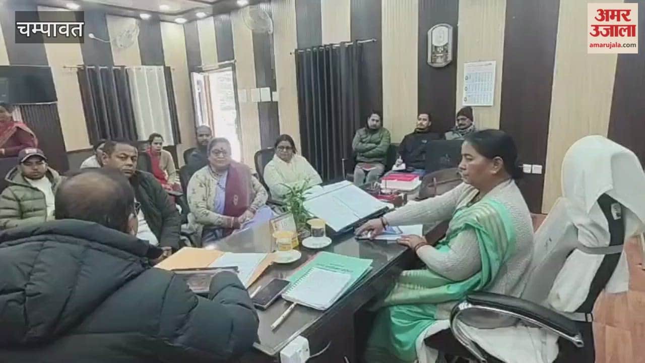 the municipal meeting, development works were discussed, and ideas were considered for making the Gandhi statue more magnificent