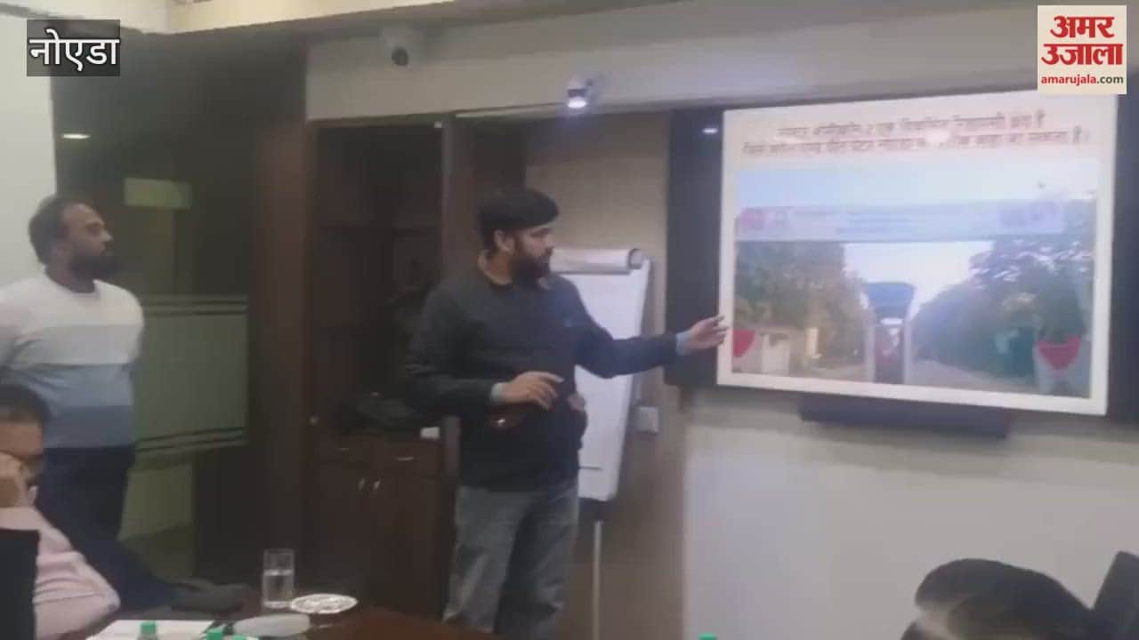 Residents of Greater Noida sector took initiative to clean area through voluntary labor