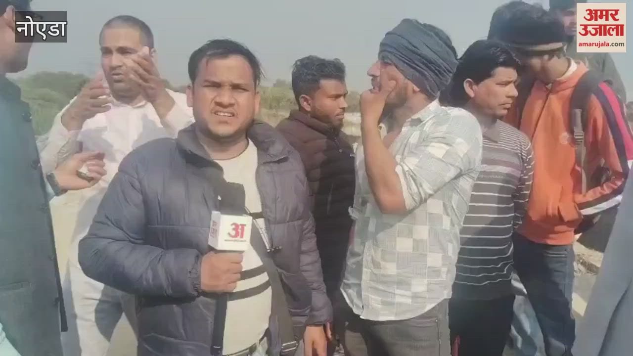 A software engineer died in a road accident in Greater Noida Sector-150