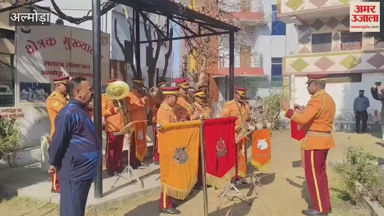 On the 150th anniversary of the national anthem, soldiers gave a band performance