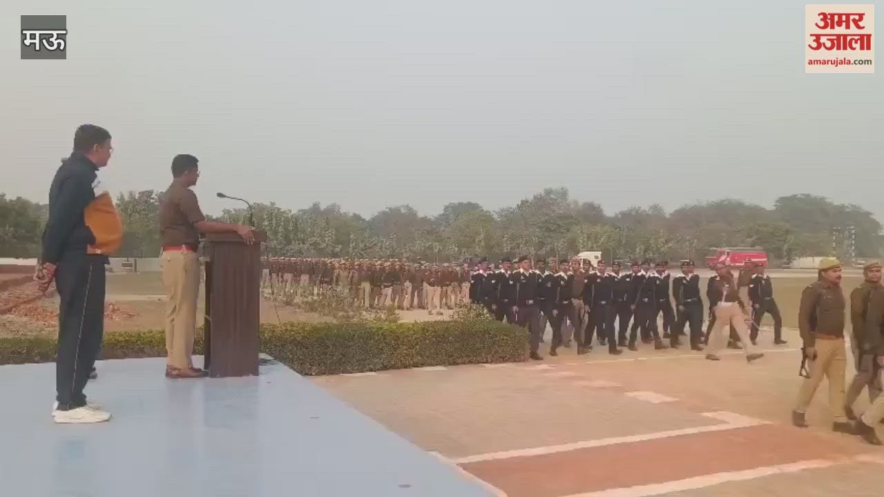 Police personnel conducted rehearsal for Republic Day parade saluting tricolor flag