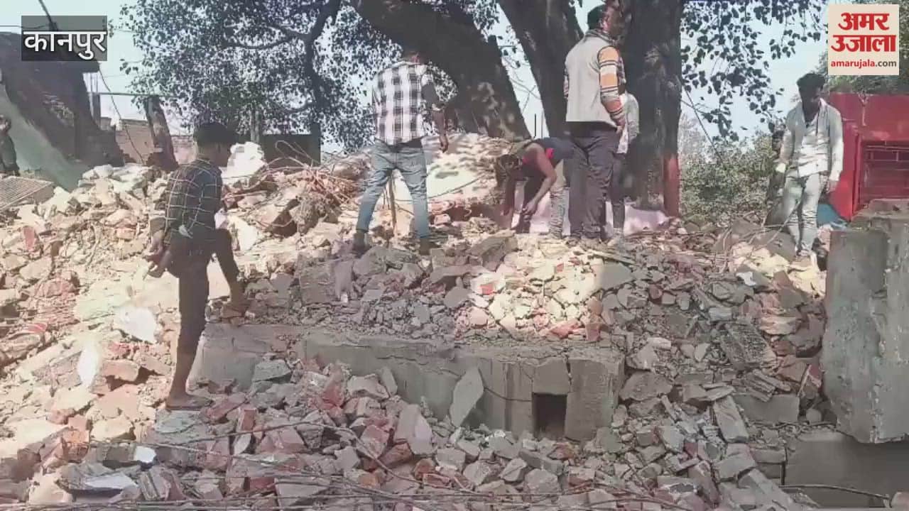 Railways demolished 12 illegal encroachments, leaving people homeless and forced to live on the streets