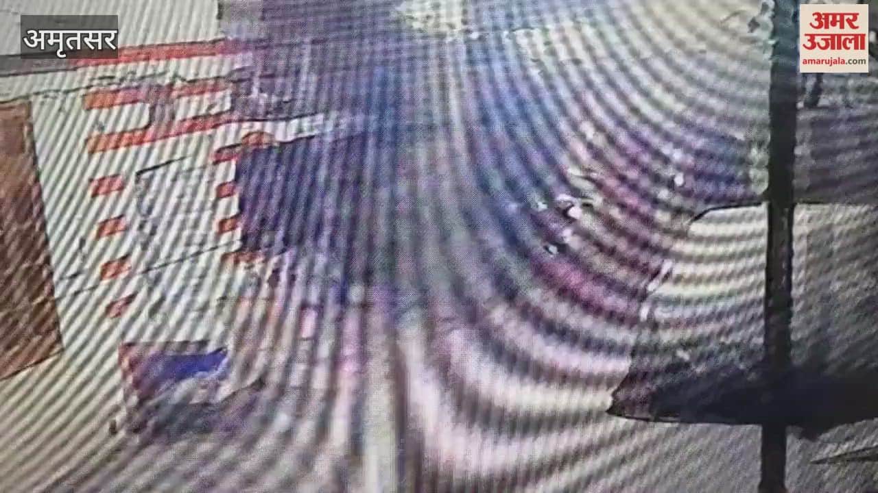 10-15 young men broke into a house and vandalized it in amritsar