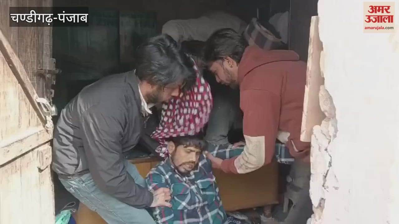 man committed suicide by hanging himself in Phagwara