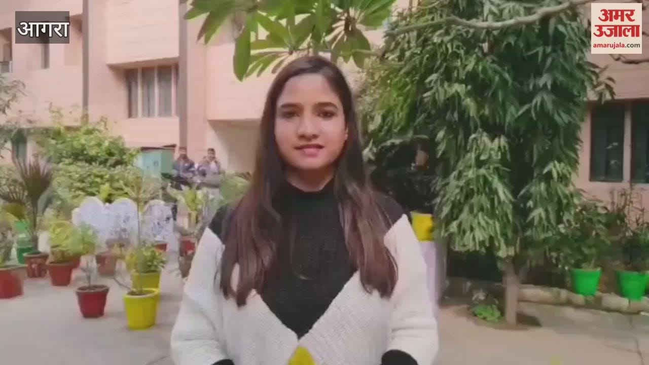 Rotary Club of Agra Awards Scholarships to 54 Students