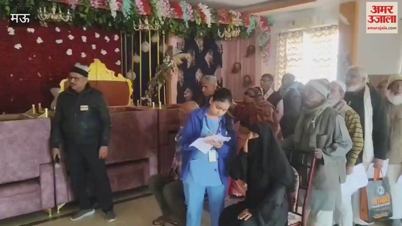 needy people flocked to third eye camp organized by Rotary Club Pride and RJ Shankara Netralaya