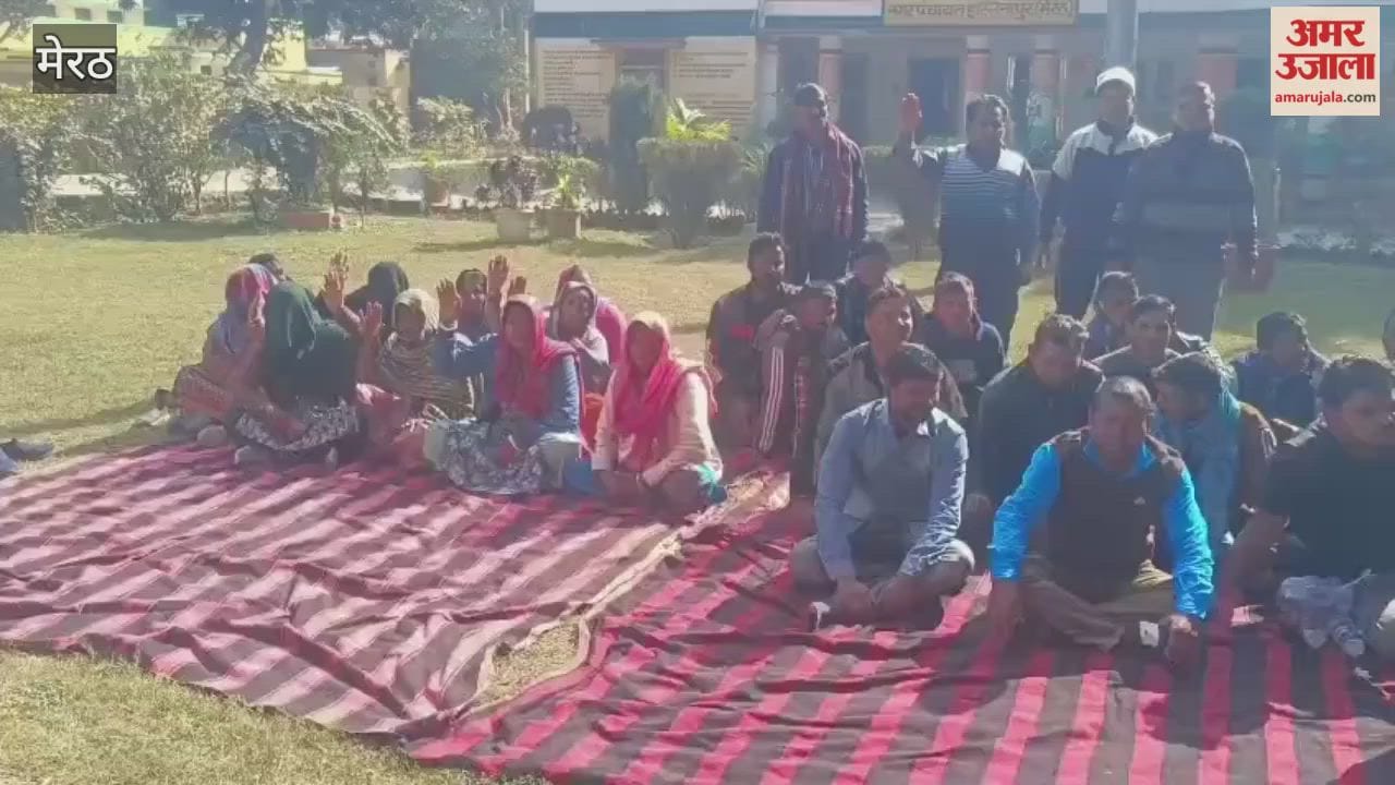 Meerut: The dispute between councilors and Nagar Panchayat workers deepened, workers went on a one-day strike