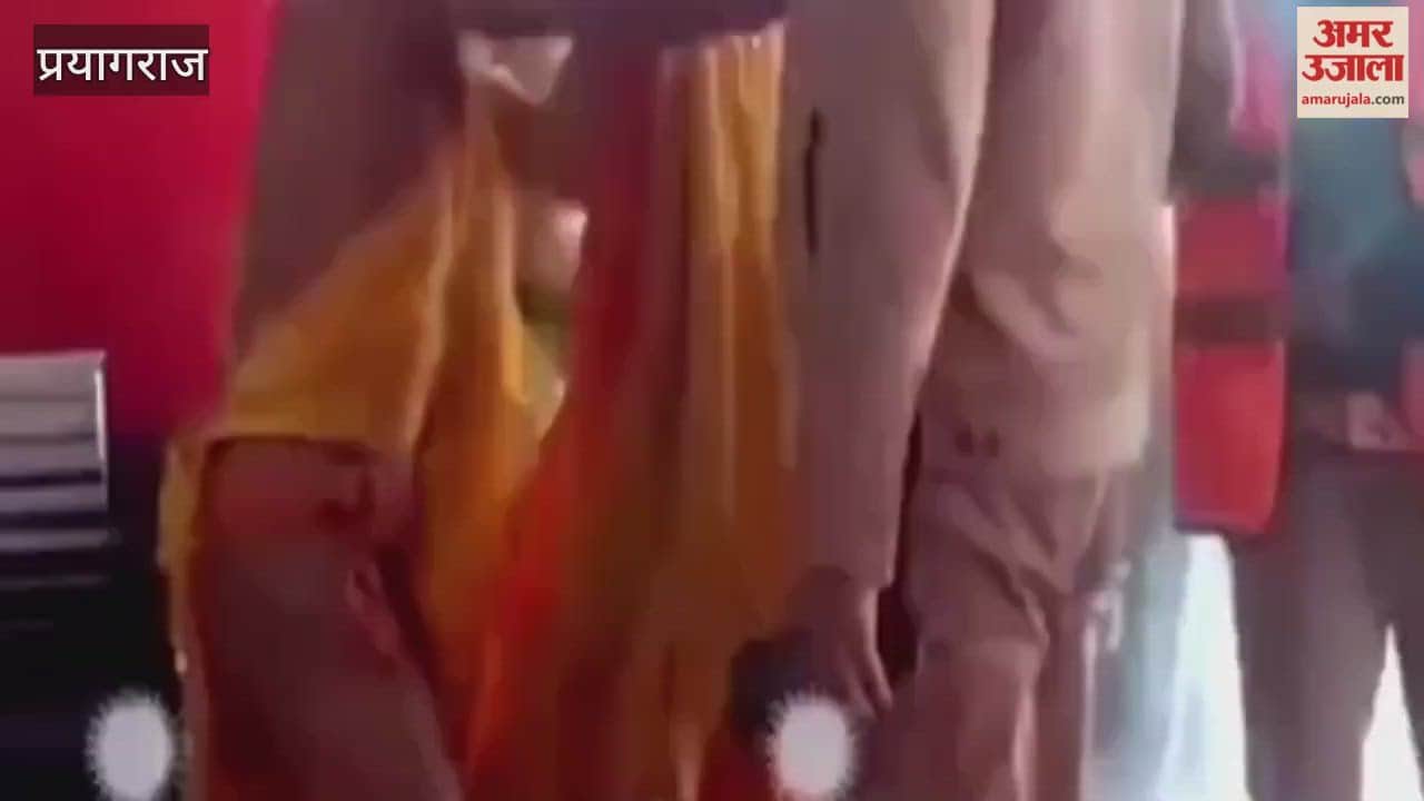 A video of Shankaracharya's disciple being beaten up at a police station is going viral on social media.
