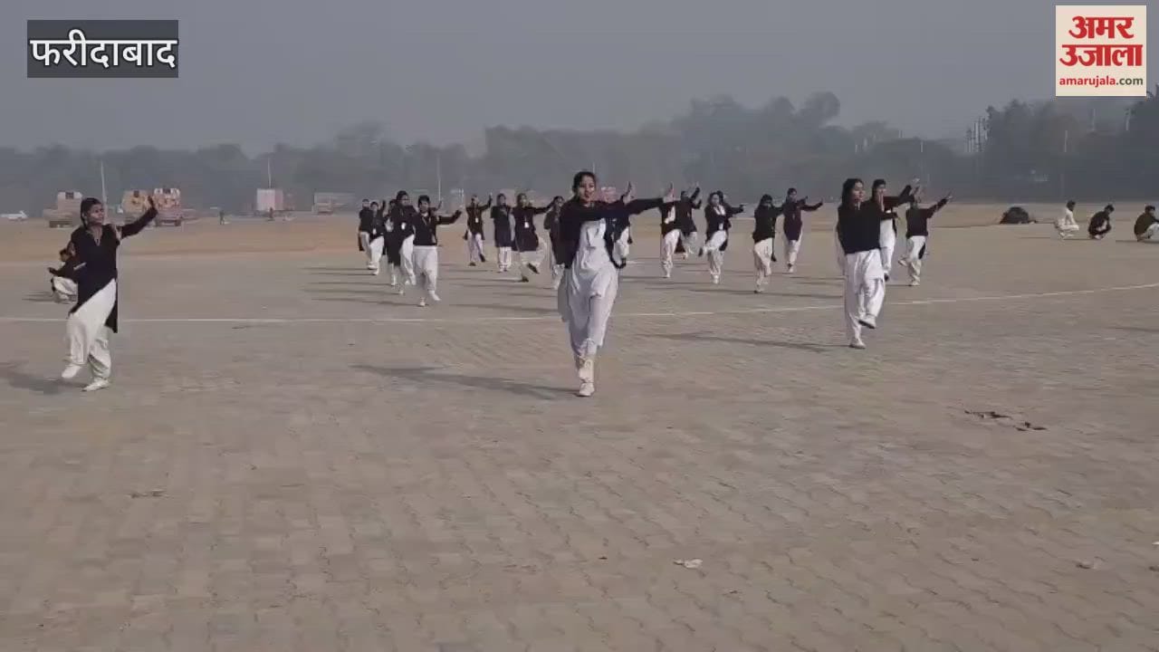 School students preparing for Republic Day in Faridabad