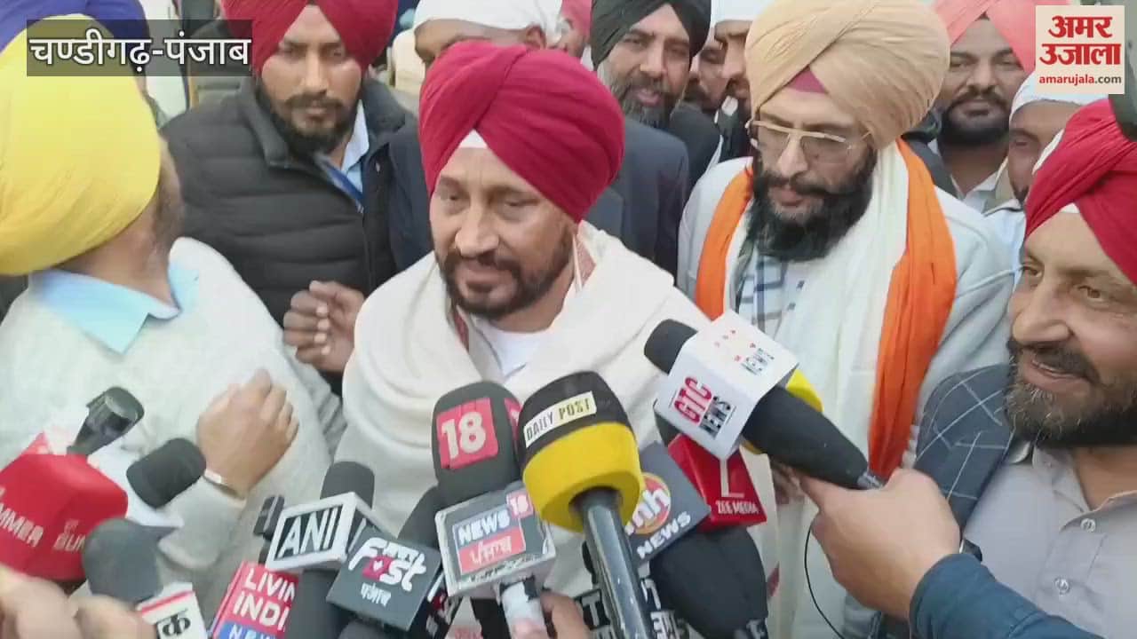 Former CM Channi paid tribute to martyr Sewa Singh Thikriwala
