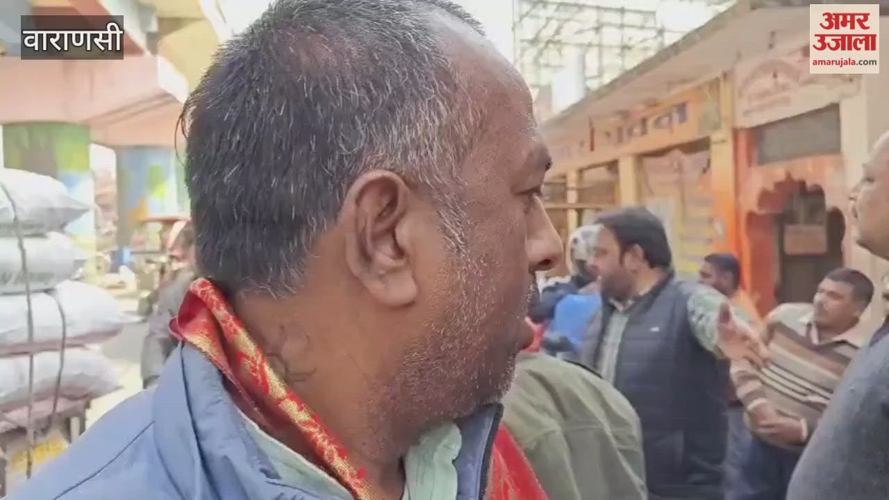 Devotees chanted slogans on Shri Ram Jayanti