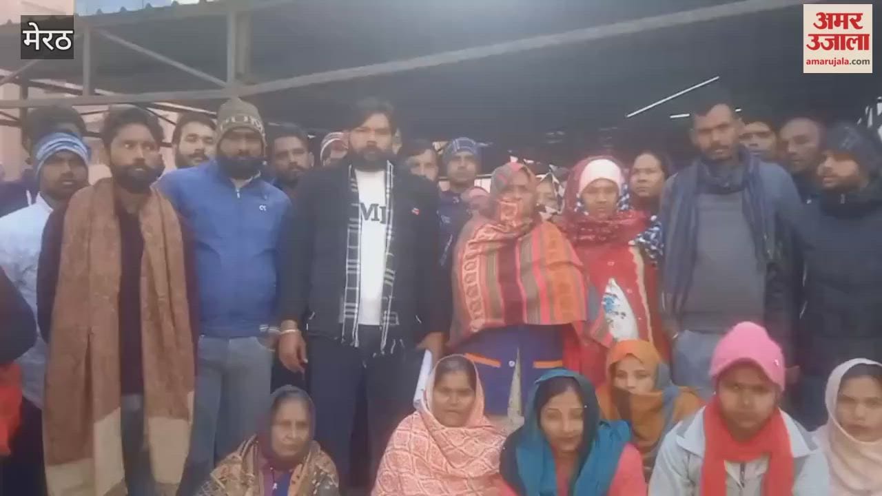 Meerut: deputy CM program cancel, workers strike continue