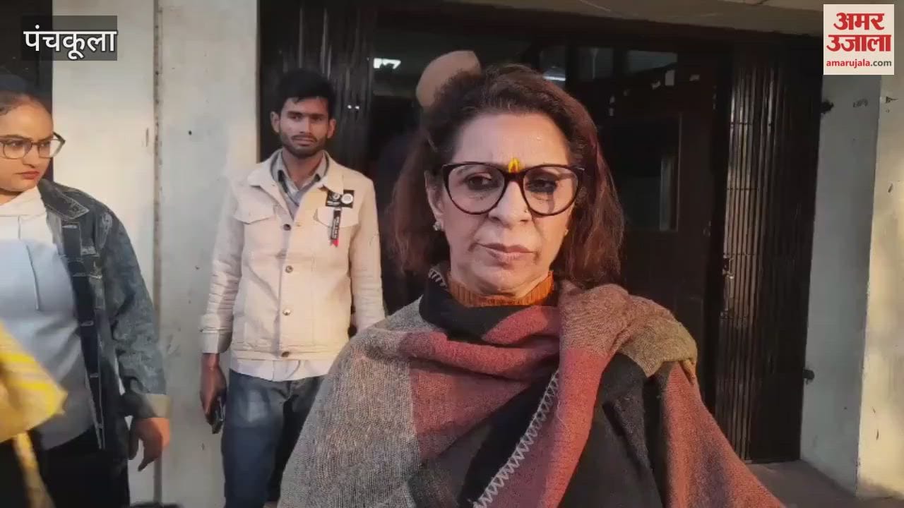 Haryana State Women's Commission Chairperson Renu Bhatia visited Panchkula Civil Hospital