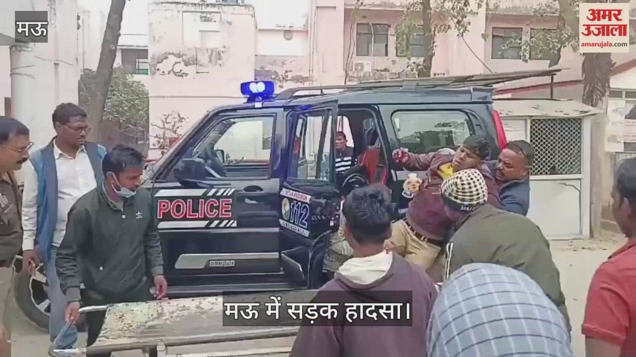 Road accident in Mau, two motorcycles collide head-on, three injured