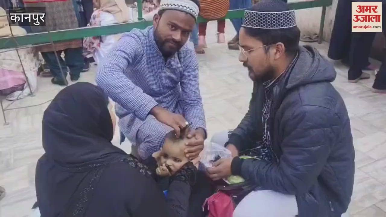 Fair in Makanpur: Pilgrims Arrive for Head Shaving Ceremony