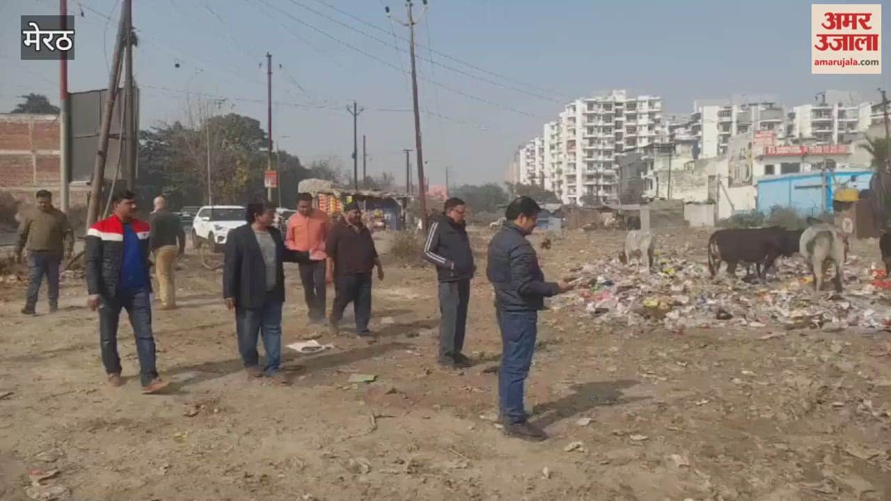 Meerut: Protest Intensifies Against Garbage Dumping on Bijli Bamba Bypass Road