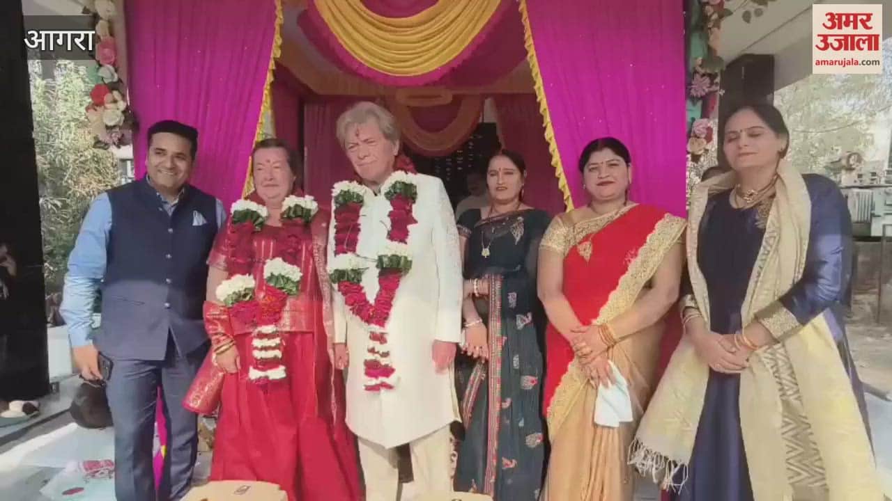 Elderly French Couple Ties the Knot in a Traditional Hindu Ceremony