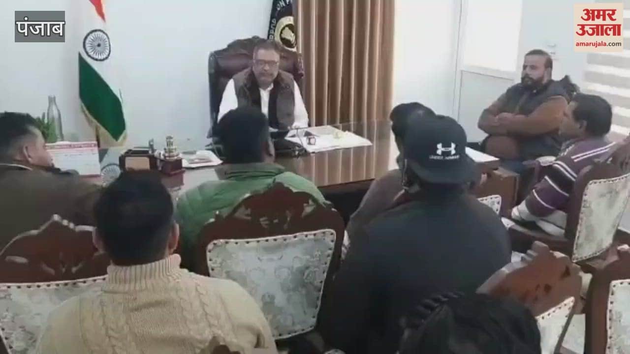 In Phagwara, the Ambedkar Sena Mool Niwasi met with the mayor and submitted a list of demands.