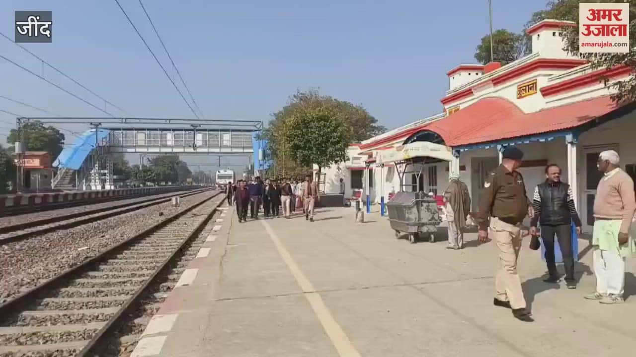 The DRM conducted a surprise inspection of Julana railway station. CCTV cameras will be installed at the station soon: DRM