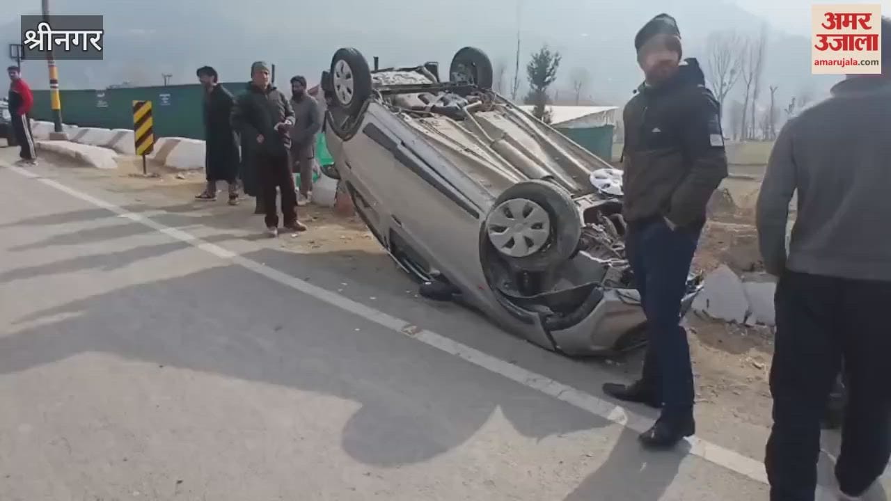 An Alto car met with an accident near Wussan Petrol Pump on Wednesday after the driver reportedly jumped out of the moving vehicle.