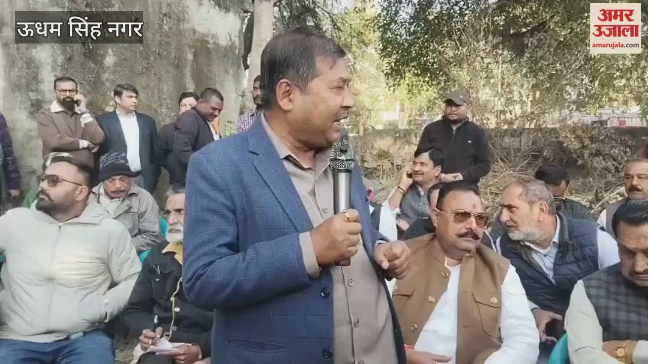 The Congress party has accused the police of providing protection to the attackers in protest against the attack on MLA Behar's son