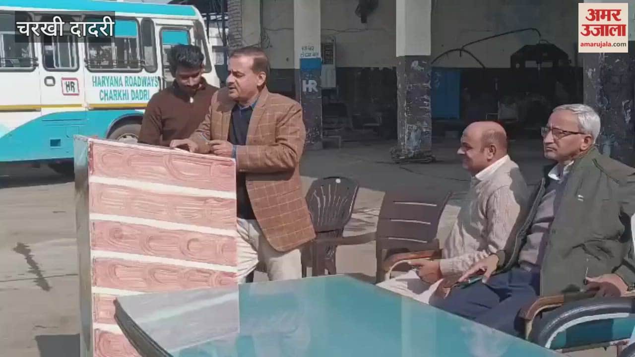 The General Manager listened to the complaints of the employees