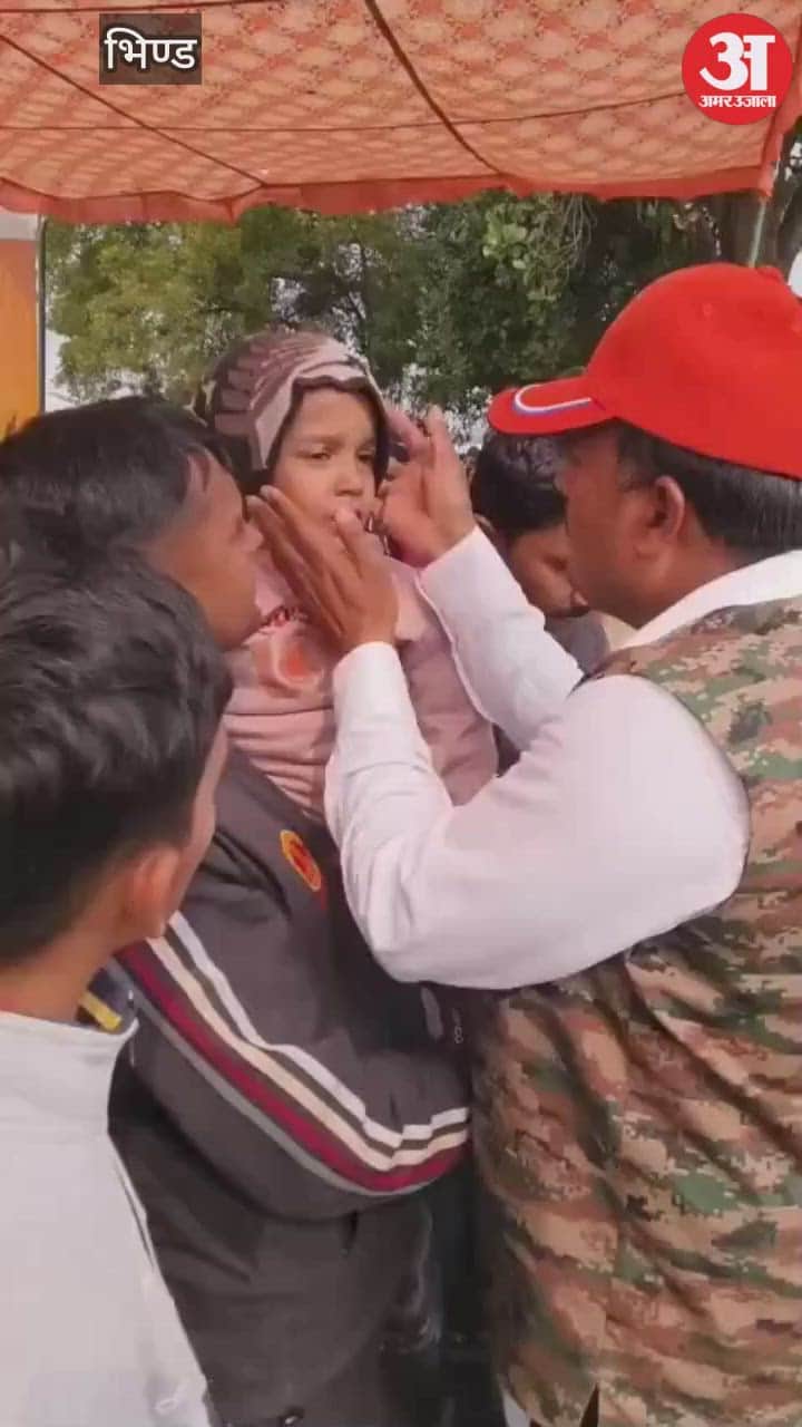 Bhind News: Six-year-old son performs last rites of martyr, state honors accorded, wife bids tearful farewell