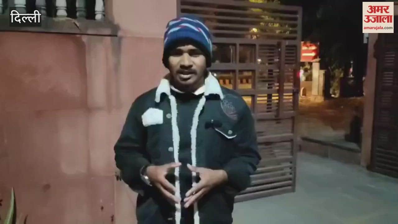 Criminal arrested for robbing mobile phone from college going student in Delhi