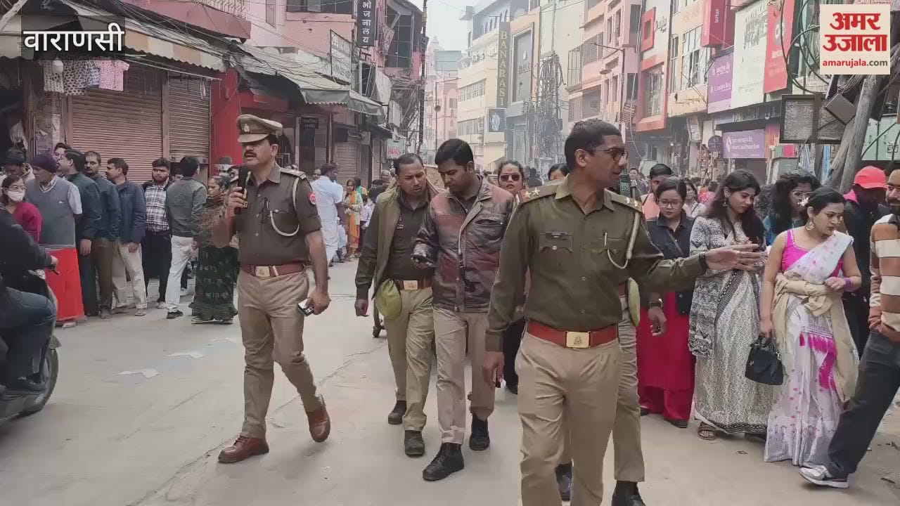 Police patrolled in Varanasi and appealed to devotees