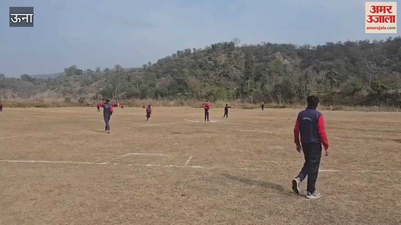 Una Sports kits distributed to the Hammer Ball team in Dumkhar