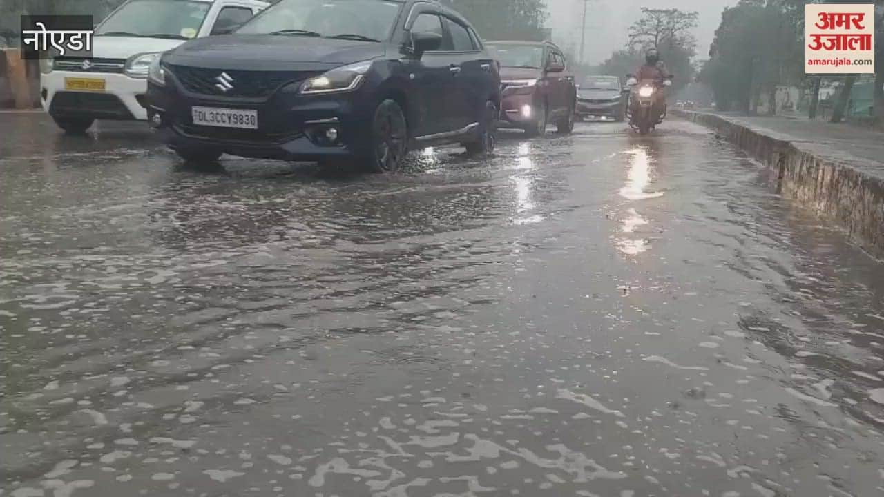 Rain causes waterlogging on roadsides in Noida