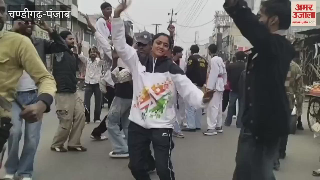 nukriti from Moga won gold in Taekwondo