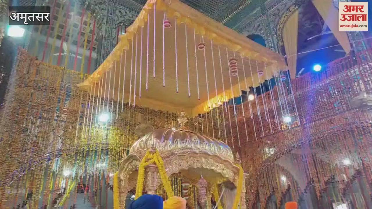 festival of Basant Panchami celebrated at Cheharta Sahib Gurdwara in Amritsar