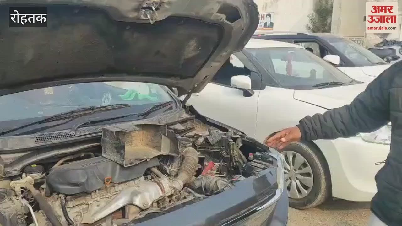 Miscreants broke car windows in Rohtak