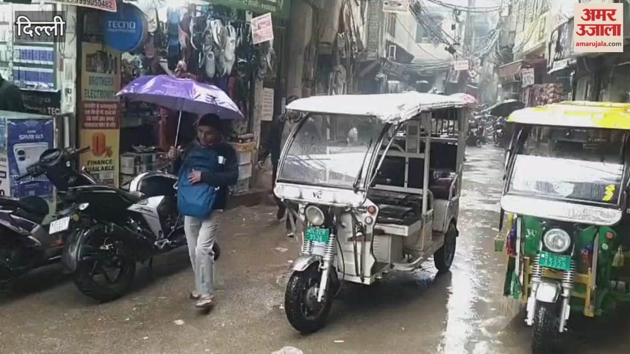 Rain lashed several parts of Delhi, causing significant inconvenience to people