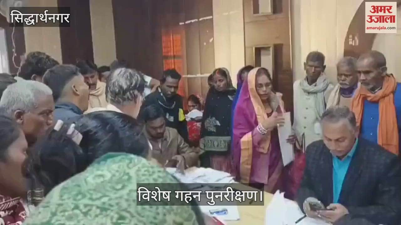 The 2003 voter list is becoming an obstacle in issuing notices to voters with no mapping for revision.