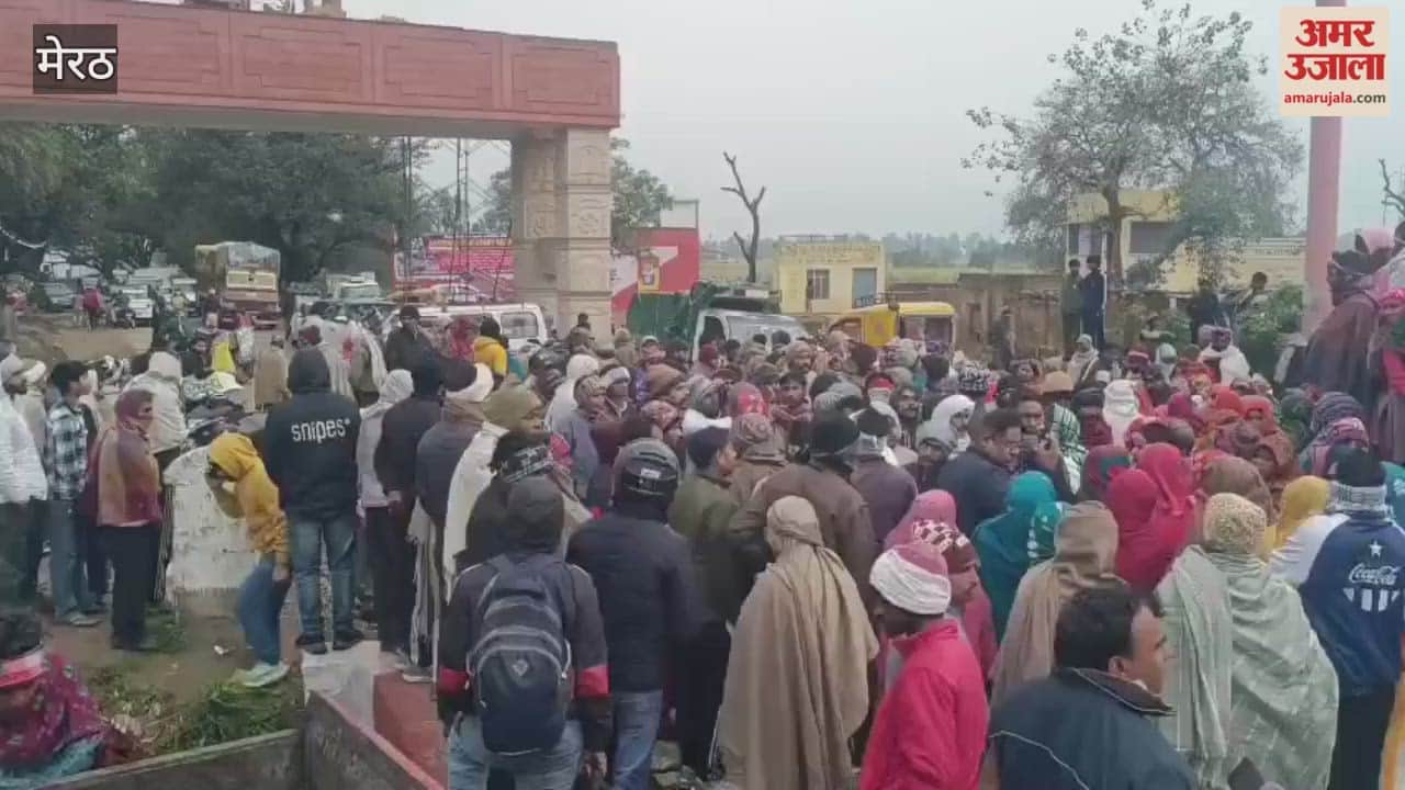 Meerut: Uproar after road accident in Hastinapur, death due to truck collision, family members block road by placing body