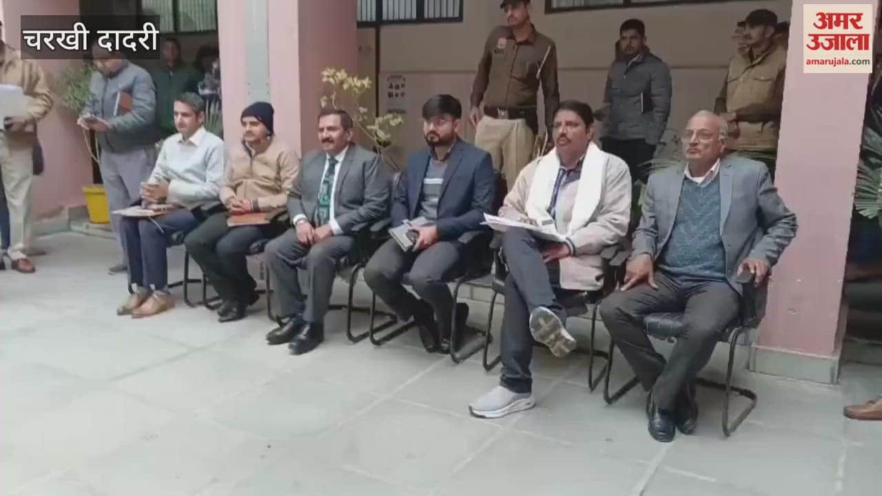 In Charkhi Dadri, the Deputy Commissioner issued instructions during the road safety committee meeting, directing officials to take effective and concrete steps to improve road safety.